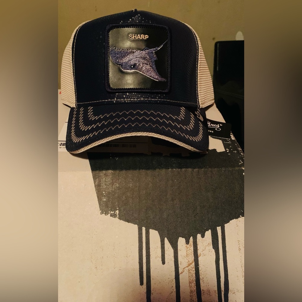 Limited edition FRESH FARM DROP Trucker